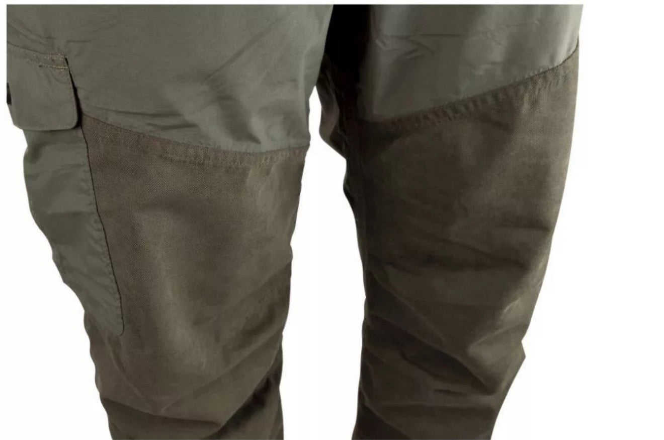 Pantaloni outdoor vânătoare Jack Pyke Ashcombe – rezistenți, impermeabili, confortabili